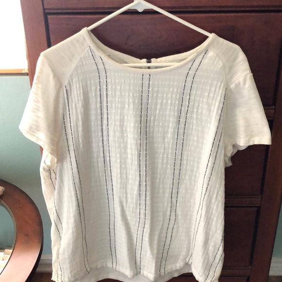 Lou & Grey Tops - Lou & Grey shirt with black accent in front.